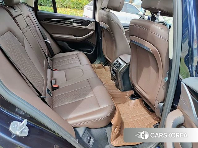 BMW X3 id 4353086 из Китая 9