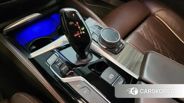 BMW 5 Series (G30) id 3592768 из Кореи 19