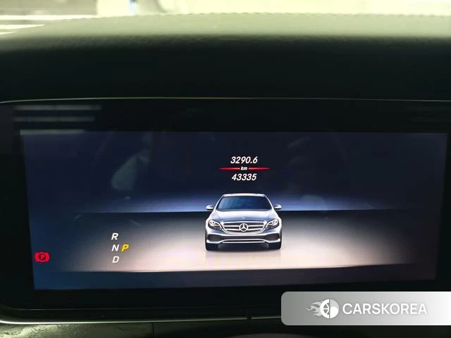 Mercedes-Benz E-class id 4238644 из Китая 13