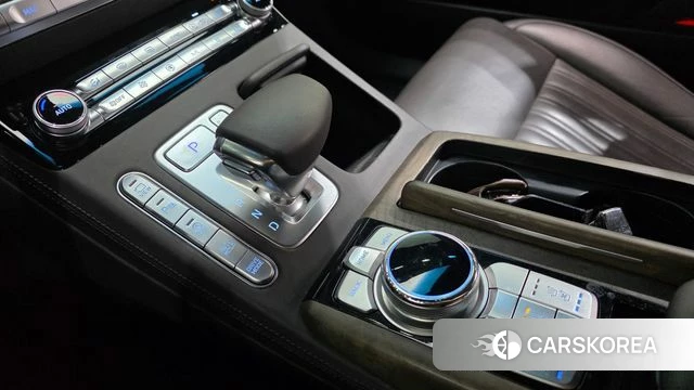 Genesis G90 id 3905503 из Кореи 19