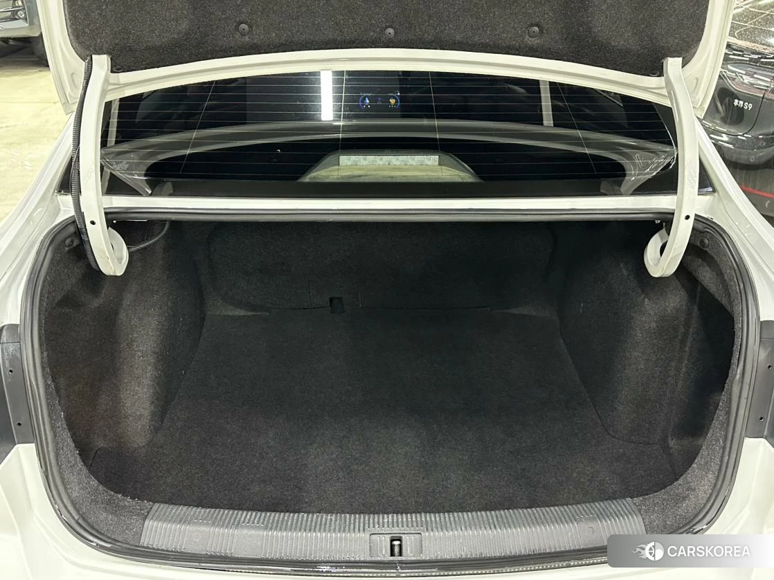 Volkswagen Bora id 4479497 из Китая 24