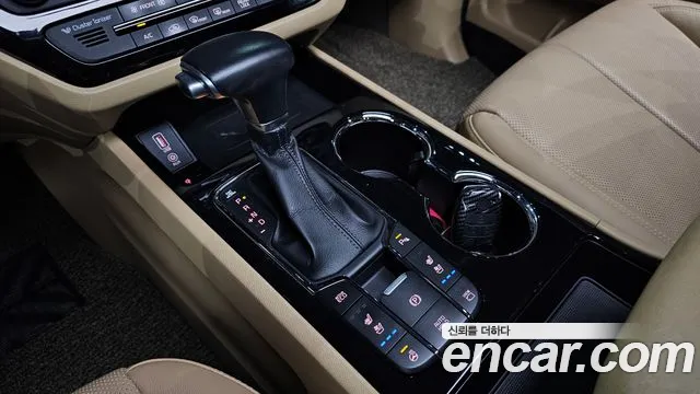 Kia The New Carnival id 2356742 из Кореи 19