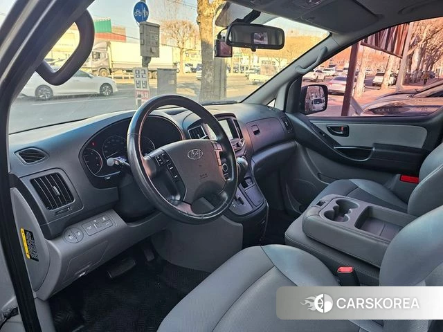 Hyundai The New Grand Starex id 3873682 из Кореи 19