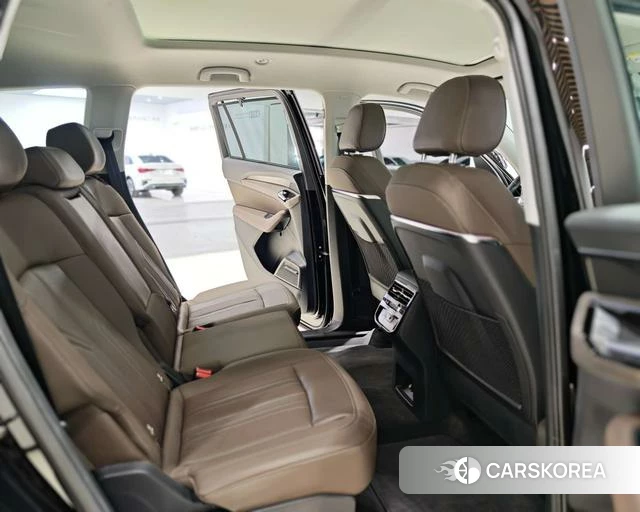 Audi Q6 id 4278533 из Китая 16
