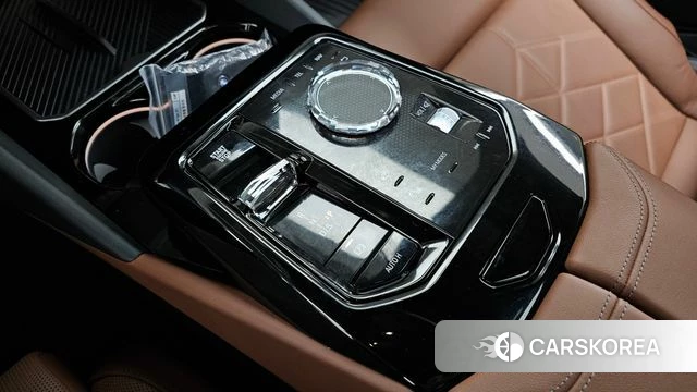 BMW 5 Series (G60) id 4185646 из Кореи 35