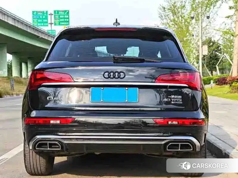 Audi Q5L id 4629784 из Китая 13