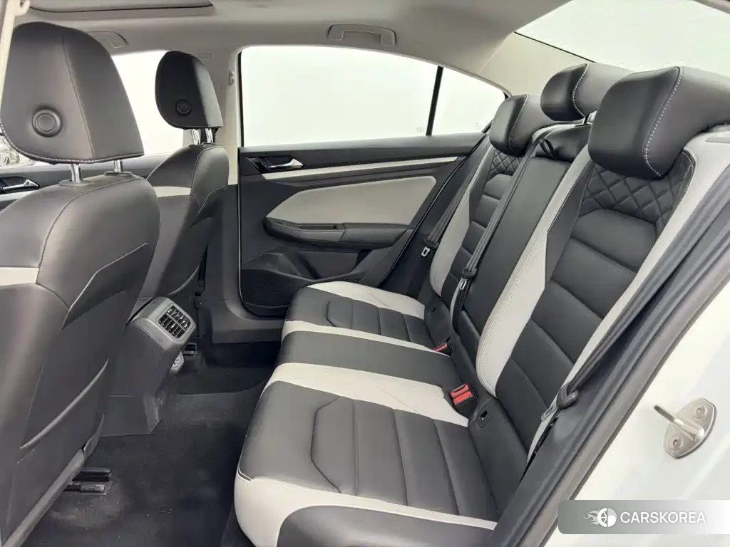Volkswagen Bora id 4617115 из Китая 17
