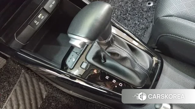 Kia Stonic id 3651490 из Кореи 19