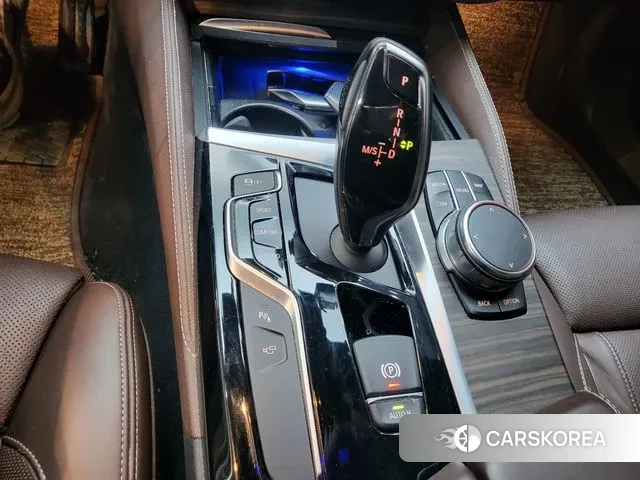 BMW 5 Series (G30) id 3695026 из Кореи 16