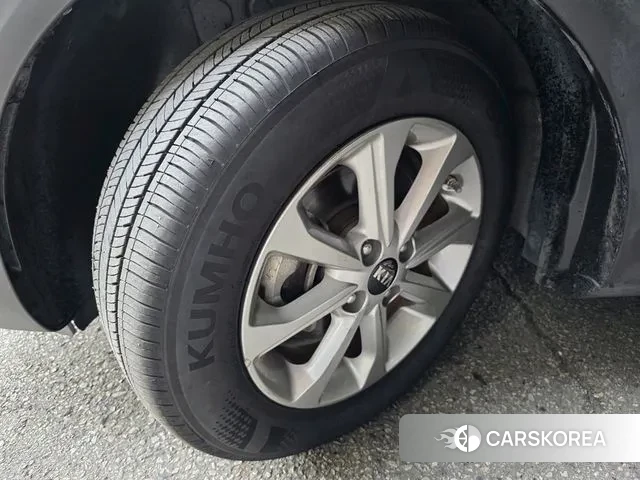 Kia Stonic id 3166507 из Кореи 16