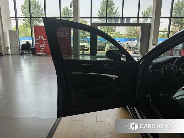 Audi A6L id 4328807 из Китая 25