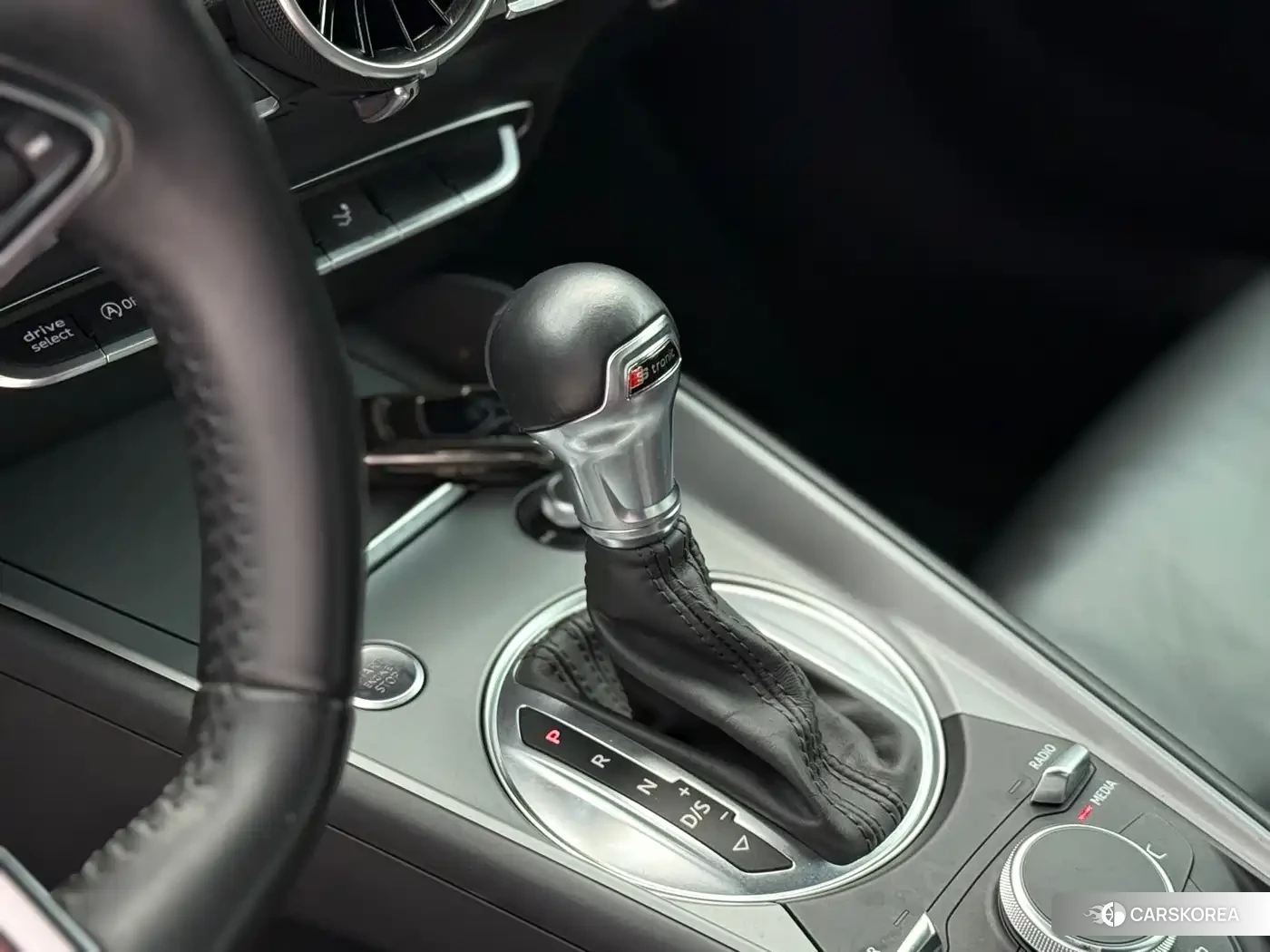 Audi TT id 4607165 из Китая 14