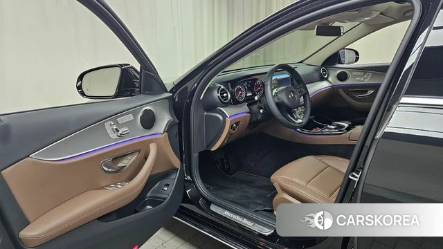 Mercedes-Benz E-Class W213 id 4626444 из Кореи 29
