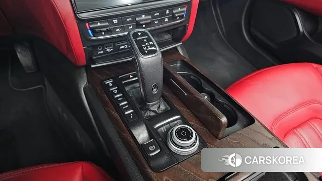 Maserati Quattroporte id 3335426 из Кореи 19