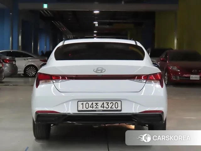 Hyundai Avante (CN7) id 3232580 из Кореи 19