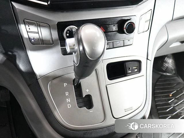 Hyundai The New Grand Starex id 4873593 из Кореи 19