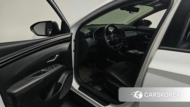 Hyundai Tucson (NX4) id 4585549 из Кореи 31