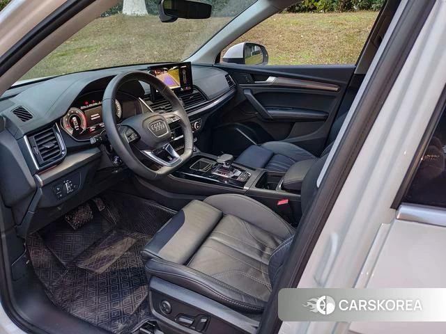 Audi Q5L id 4299988 из Китая 9