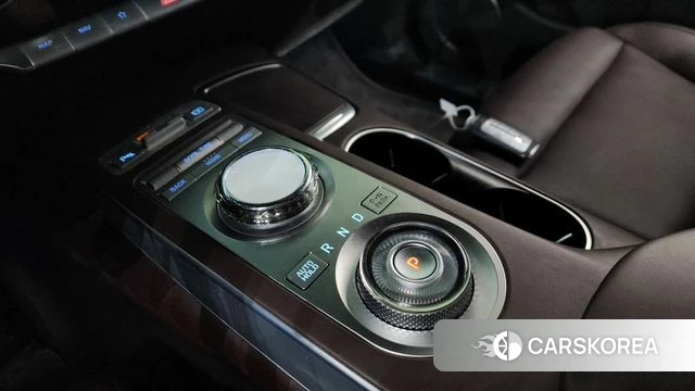 Genesis GV70 id 4224030 из Кореи 19