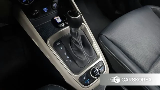 Hyundai Venue id 3219415 из Кореи 19