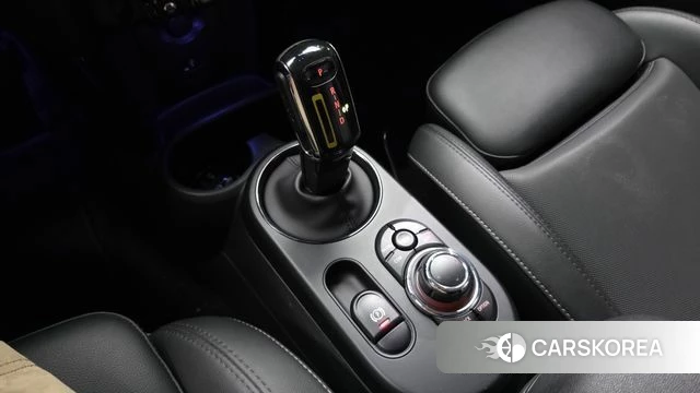 Mini Cooper Electric id 4692545 из Кореи 19