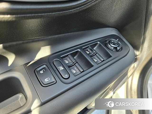 Jeep Renegade id 3904100 из Кореи 19