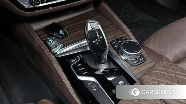 BMW 5 Series (G30) id 3004213 из Кореи 19