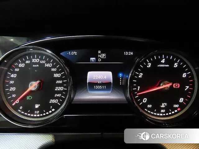 Mercedes-Benz E-Class W213 id 3608339 из Кореи 19