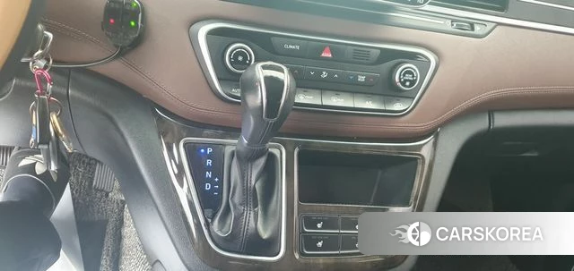 Hyundai The New Grand Starex id 4251109 из Кореи 17