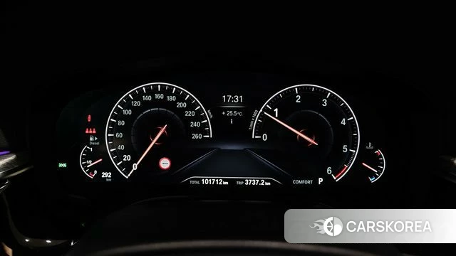 BMW 5 Series (G30) id 4770438 из Кореи 19