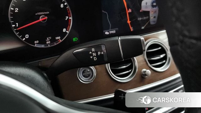 Mercedes-Benz E-Class W213 id 3813702 из Кореи 19