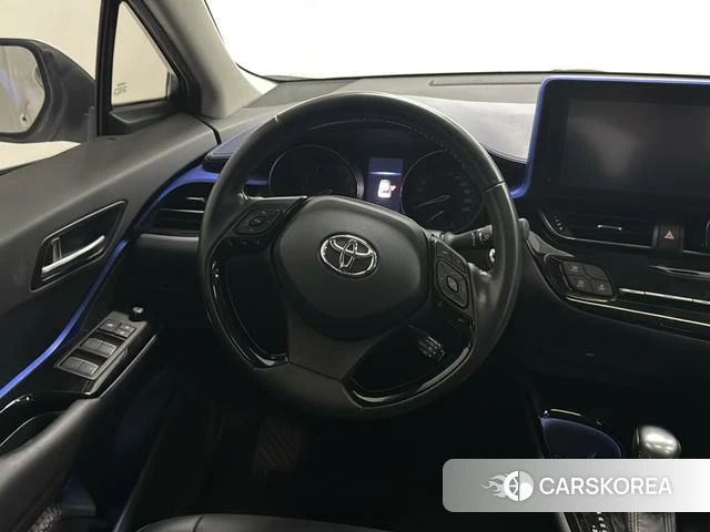 Toyota C-HR id 4277350 из Китая 19