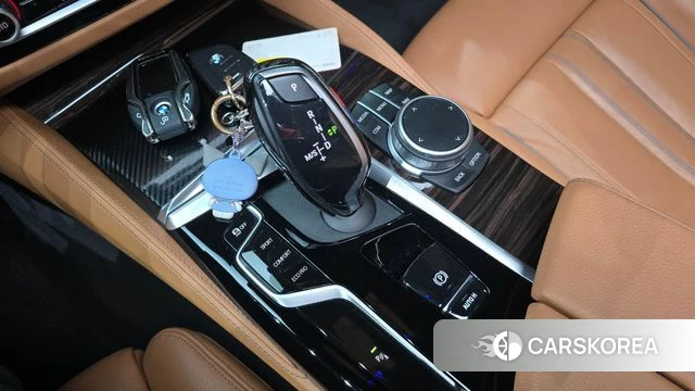 BMW 5 Series (G30) id 4573590 из Кореи 29