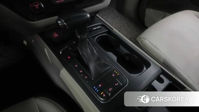 Kia All New Carnival id 4378226 из Кореи 35