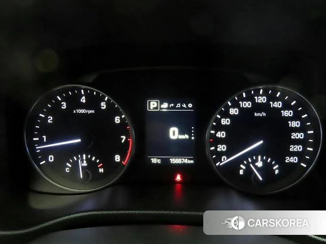 Hyundai Avante AD id 3861626 из Кореи 19