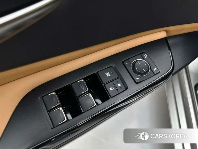 Lexus ES id 4271056 из Китая 30