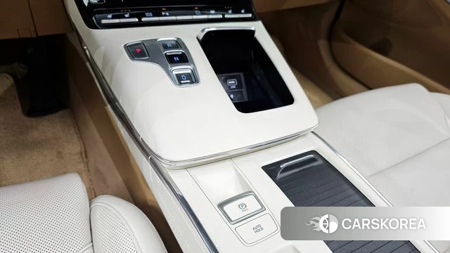 Hyundai The New Grandeur IG Hybrid id 4344930 из Кореи 19