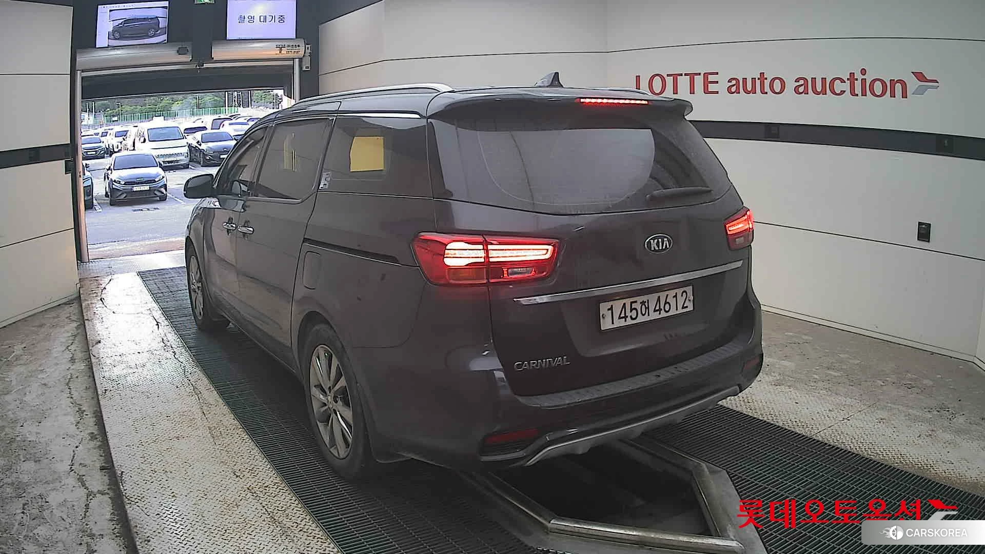 Kia Carnival id 4909241 из Кореи 35