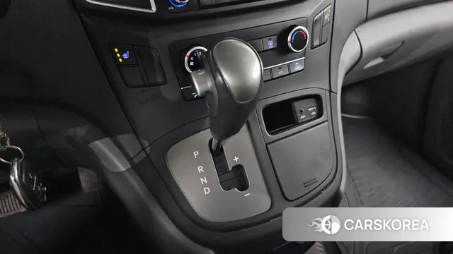 Hyundai The New Grand Starex id 3723263 из Кореи 19