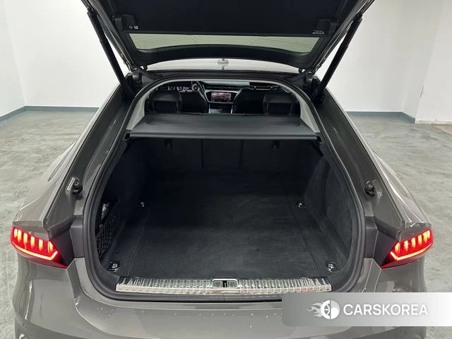 Audi A7 id 3889742 из Китая 19