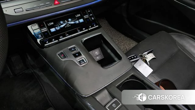 Hyundai The New Grandeur IG id 4943494 из Кореи 30