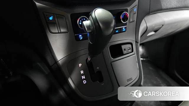 Hyundai The New Grand Starex id 4906599 из Кореи 19