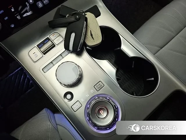 Genesis GV70 id 3706645 из Кореи 19