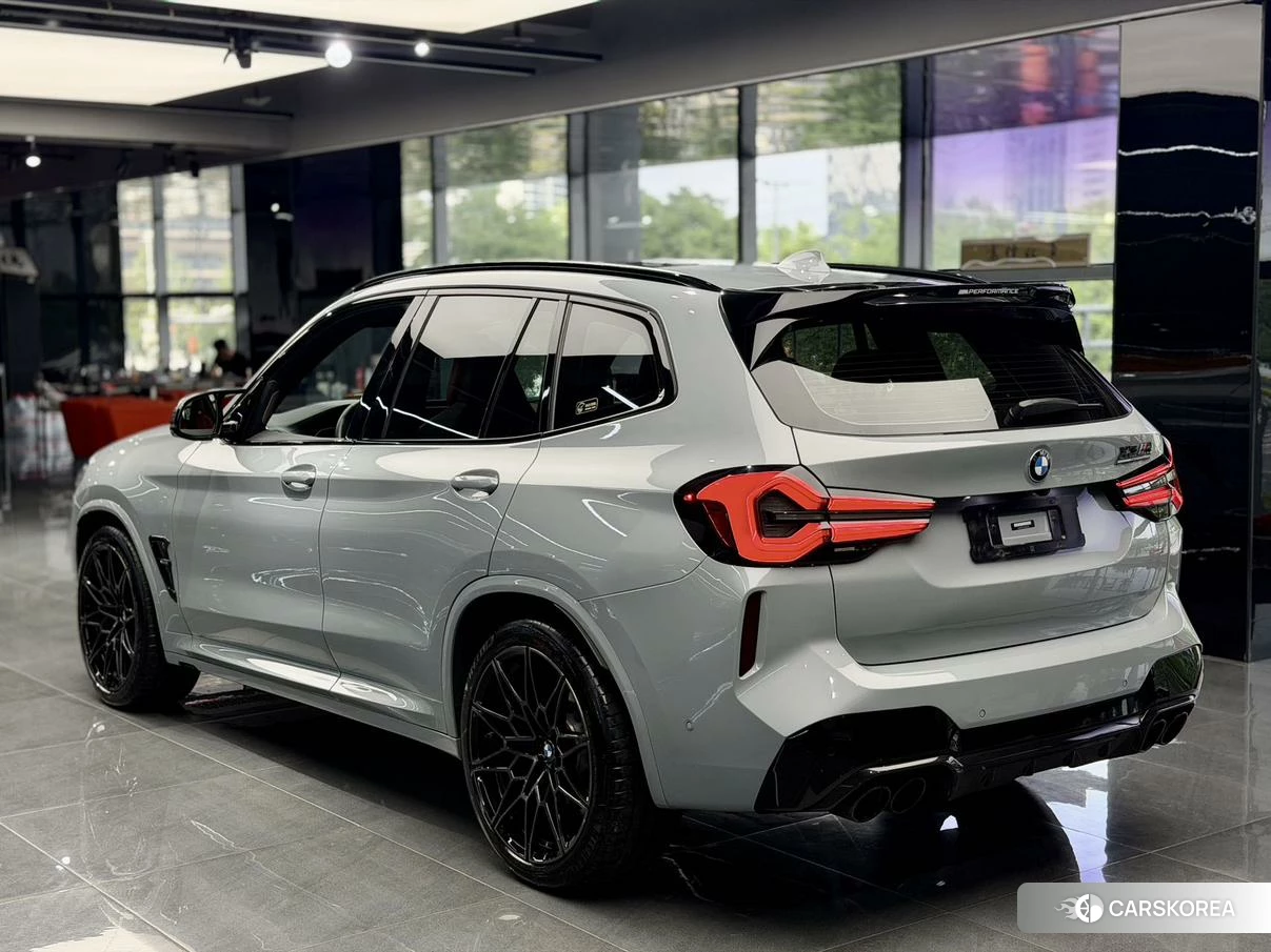 BMW X3 M id 4467763 из Китая 12