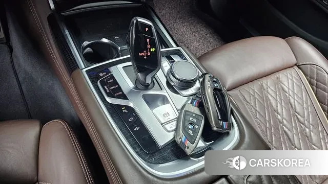 BMW 7 Series (G11) id 3546364 из Кореи 19