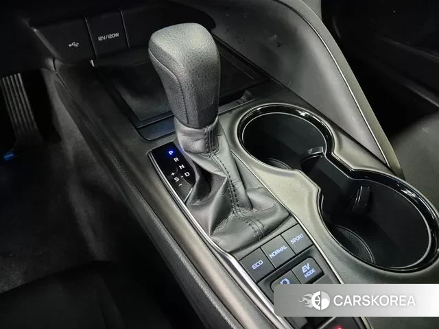 Toyota Camry (XV70) id 3388790 из Кореи 18