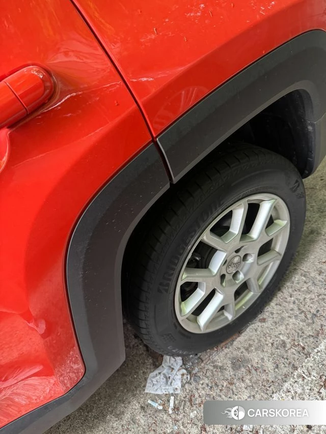 Jeep Renegade id 4284480 из Кореи 12