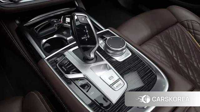 BMW 7 Series (G11) id 3675860 из Кореи 19