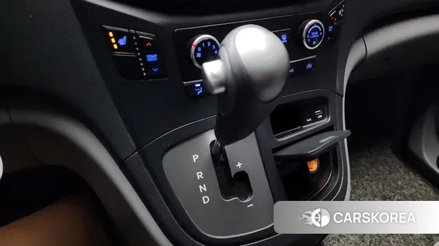 Hyundai The New Grand Starex id 3681742 из Кореи 19