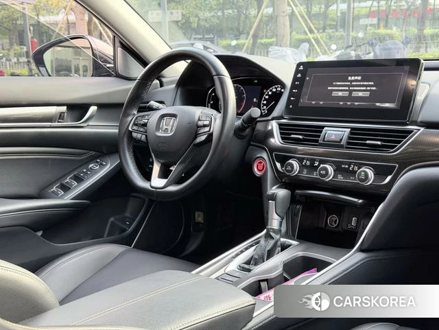Honda Accord id 3920253 из Китая 10